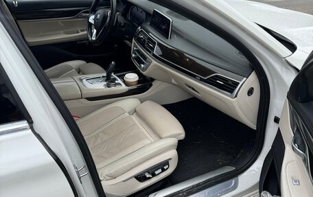 BMW 7 серия, 2016 год, 4 500 000 рублей, 10 фотография