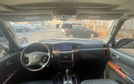 Nissan Patrol, 2014 год, 6 000 000 рублей, 7 фотография