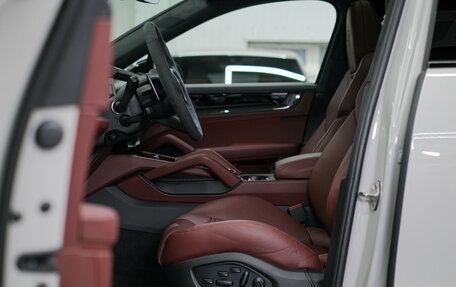 Porsche Cayenne III, 2025 год, 25 652 000 рублей, 14 фотография