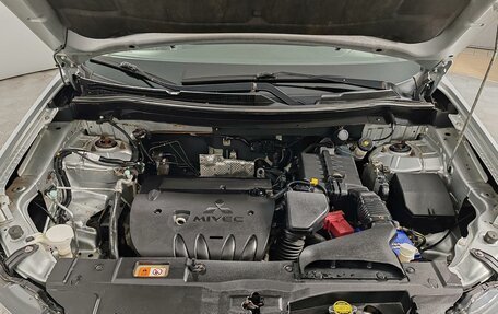 Mitsubishi Outlander III рестайлинг 3, 2013 год, 1 099 000 рублей, 9 фотография