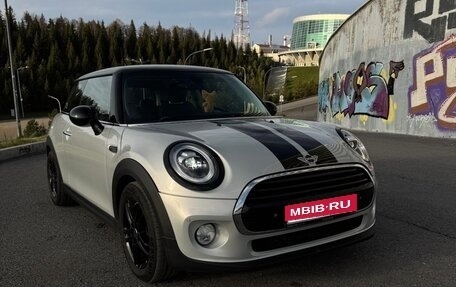 MINI Hatch, 2018 год, 2 100 000 рублей, 1 фотография