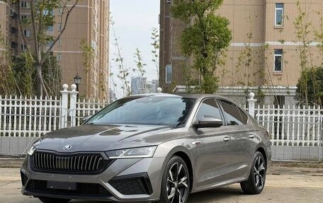 Skoda Octavia IV, 2021 год, 2 250 000 рублей, 1 фотография