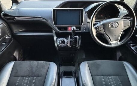 Toyota Esquire I, 2021 год, 2 219 000 рублей, 6 фотография