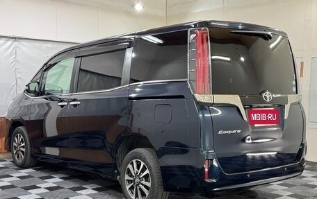 Toyota Esquire I, 2021 год, 2 219 000 рублей, 5 фотография