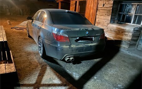 BMW 5 серия, 2003 год, 980 000 рублей, 16 фотография