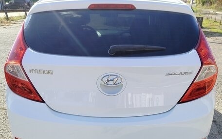 Hyundai Solaris II рестайлинг, 2014 год, 900 000 рублей, 5 фотография