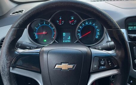 Chevrolet Cruze II, 2011 год, 700 000 рублей, 10 фотография