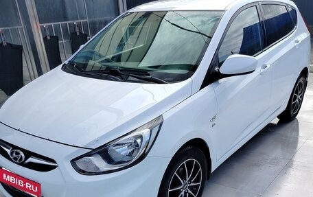 Hyundai Solaris II рестайлинг, 2014 год, 900 000 рублей, 9 фотография