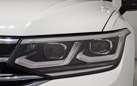 Volkswagen Tiguan II, 2021 год, 3 699 000 рублей, 20 фотография