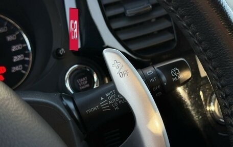 Mitsubishi Outlander III рестайлинг 3, 2017 год, 2 420 000 рублей, 8 фотография