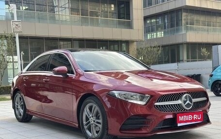 Mercedes-Benz A-Класс, 2022 год, 1 750 000 рублей, 1 фотография
