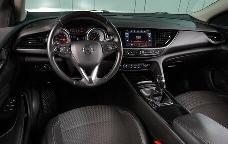 Opel Insignia II рестайлинг, 2017 год, 1 434 000 рублей, 6 фотография