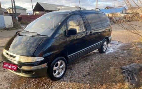 Toyota Estima III рестайлинг -2, 1992 год, 300 000 рублей, 5 фотография