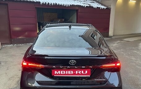 Toyota Avalon, 2023 год, 4 970 000 рублей, 3 фотография