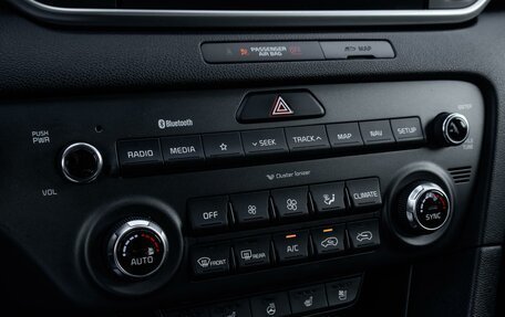 KIA Sportage IV рестайлинг, 2018 год, 2 199 000 рублей, 15 фотография