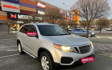 KIA Sorento II рестайлинг, 2011 год, 1 070 000 рублей, 2 фотография