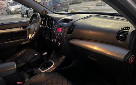 KIA Sorento II рестайлинг, 2011 год, 1 070 000 рублей, 15 фотография