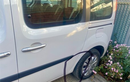 Renault Kangoo II рестайлинг, 2014 год, 1 100 000 рублей, 18 фотография