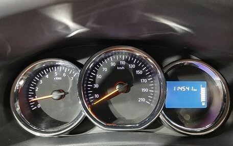 Renault Logan I, 2014 год, 785 000 рублей, 10 фотография