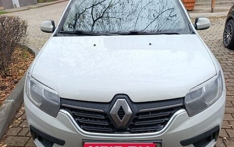 Renault Logan II, 2021 год, 1 050 000 рублей, 1 фотография