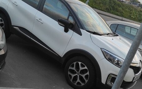 Renault Kaptur I рестайлинг, 2018 год, 1 519 000 рублей, 2 фотография