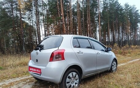 Toyota Yaris III рестайлинг, 2007 год, 370 000 рублей, 4 фотография