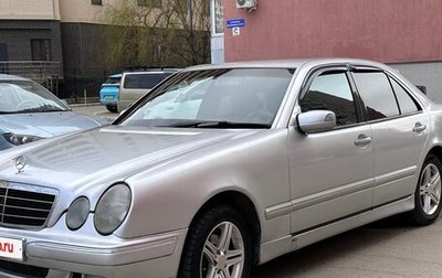 Mercedes-Benz E-Класс, 1999 год, 500 000 рублей, 1 фотография