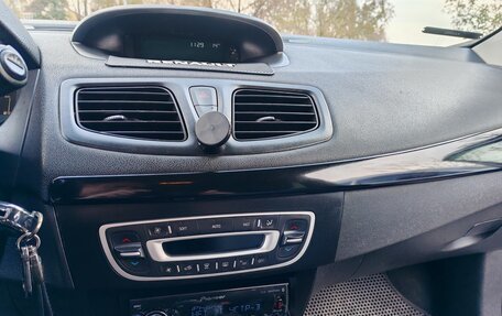 Renault Fluence I, 2010 год, 750 000 рублей, 15 фотография