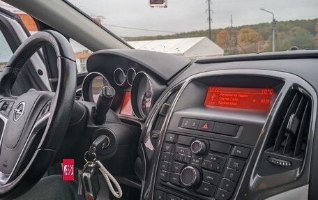 Opel Astra J, 2012 год, 630 000 рублей, 5 фотография