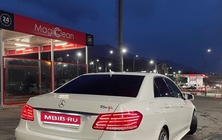 Mercedes-Benz E-Класс, 2014 год, 1 950 000 рублей, 2 фотография