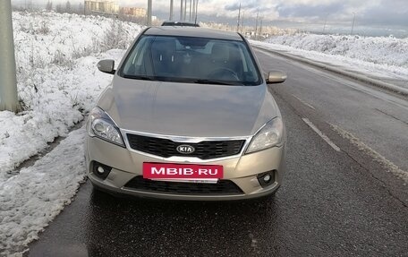KIA cee'd I рестайлинг, 2010 год, 990 000 рублей, 2 фотография