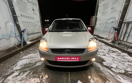 Ford Fiesta, 2007 год, 365 000 рублей, 14 фотография
