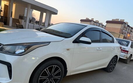 KIA Rio IV, 2017 год, 1 150 000 рублей, 2 фотография
