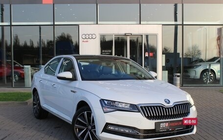 Skoda Superb III рестайлинг, 2025 год, 3 380 000 рублей, 3 фотография