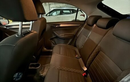 Skoda Rapid I, 2017 год, 1 300 000 рублей, 8 фотография