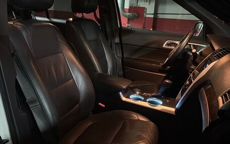 Ford Explorer VI, 2011 год, 1 280 000 рублей, 13 фотография