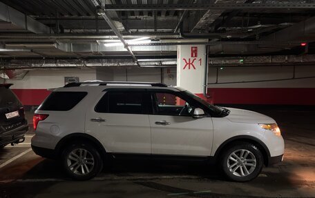 Ford Explorer VI, 2011 год, 1 280 000 рублей, 3 фотография