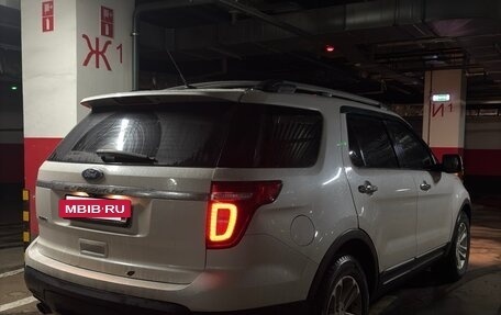 Ford Explorer VI, 2011 год, 1 280 000 рублей, 5 фотография