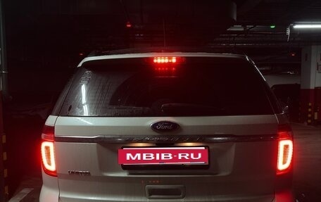 Ford Explorer VI, 2011 год, 1 280 000 рублей, 6 фотография