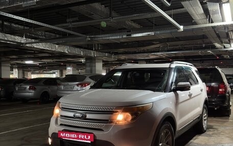 Ford Explorer VI, 2011 год, 1 280 000 рублей, 2 фотография