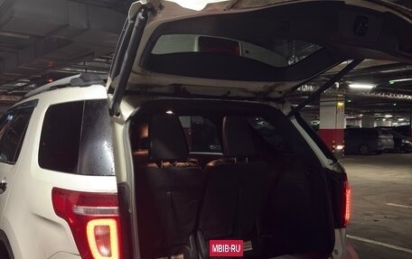 Ford Explorer VI, 2011 год, 1 280 000 рублей, 7 фотография