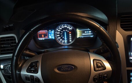 Ford Explorer VI, 2011 год, 1 280 000 рублей, 16 фотография