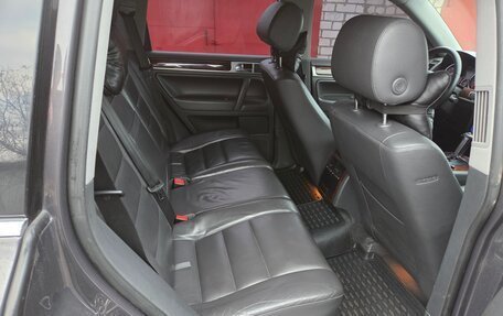 Volkswagen Touareg III, 2007 год, 1 350 000 рублей, 16 фотография