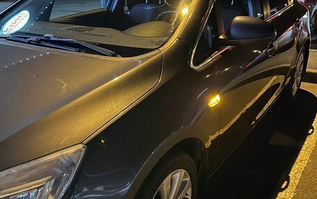 Opel Astra J, 2012 год, 760 000 рублей, 2 фотография