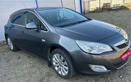 Opel Astra J, 2012 год, 760 000 рублей, 11 фотография