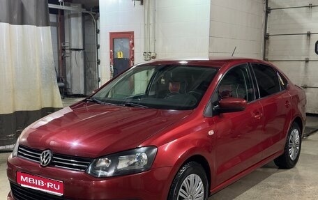 Volkswagen Polo VI (EU Market), 2014 год, 1 050 000 рублей, 1 фотография