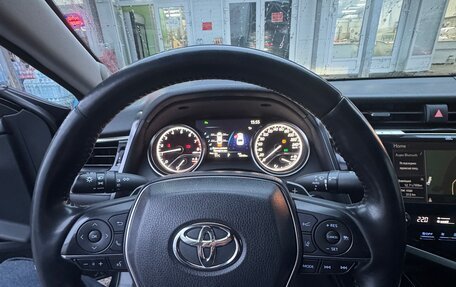 Toyota Camry, 2020 год, 3 100 000 рублей, 10 фотография