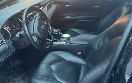 Toyota Camry, 2020 год, 3 100 000 рублей, 8 фотография