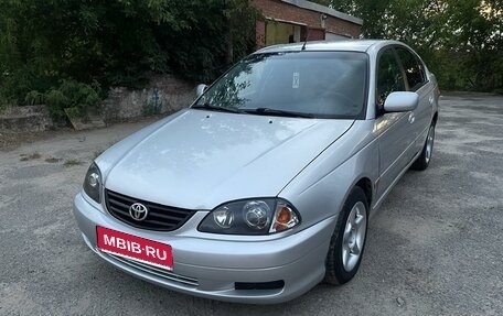 Toyota Avensis III рестайлинг, 2001 год, 520 000 рублей, 1 фотография