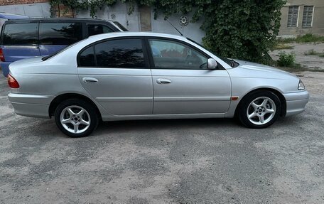 Toyota Avensis III рестайлинг, 2001 год, 520 000 рублей, 2 фотография